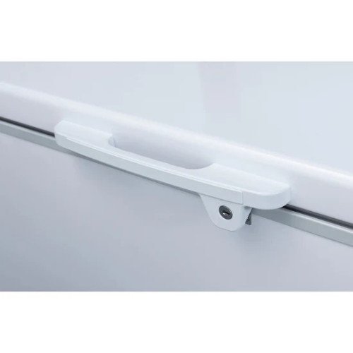 Dukers BD/BG-760 83-5/8 inch wide (2)Solid Top Door(s) Commercial Solid Top Chest Freezer, (2)Basket(s), 4/9hp, 110v/60/1, Casters, ETL Listed