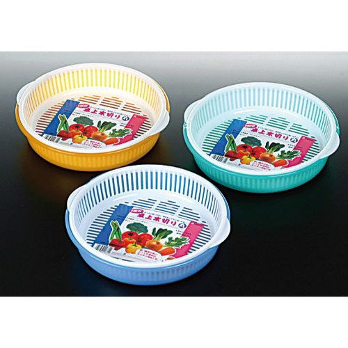 K167 Round Plastic Strainers, 9(w)x9(d)x2.25(h) inch