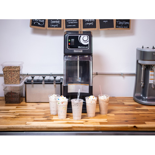 Hamilton Beach HMD880 MixStation™ Single-Spindle Drink Mixer, 1/3hp, 4.8amps, 120v/60/1-ph, NSF Listed