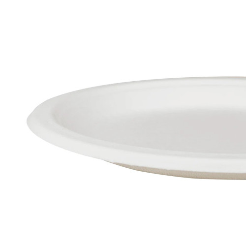 Karat® Earth KE-BPR09-1CFF 9 inch Compostable Bagasse White Round Plate, PFAS Free, BPI Approved, 500 each