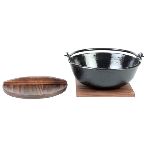 Thunder Group IRPA001 Japanese Noodle Bowl with Handle and Wooden Cover, 24oz Capacity, Cast Iron, 5-3/4(w) x 5-3/4(d) x 2-3/8(h) inch