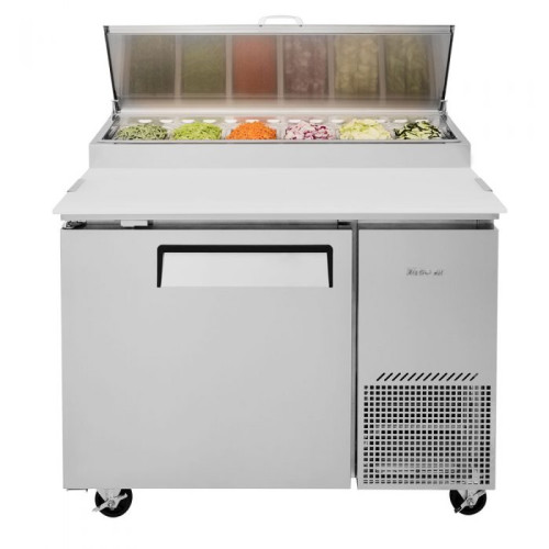 Turbo Air Supper Deluxe Series TPR-44SD-N Refrigerated Pizza Prep Tables, 44(w) inch, (1)Solid Door(s), 14Cu.ft, (6)Pan(s), (2)Shelve(s), 1/4hp, Casters, 115v/60/1-ph, ETL Listed